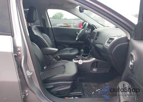 2019 Jeep Compass Latitude 4X4 from USA, damaged, VIN 3C4NJDBB8KT656459